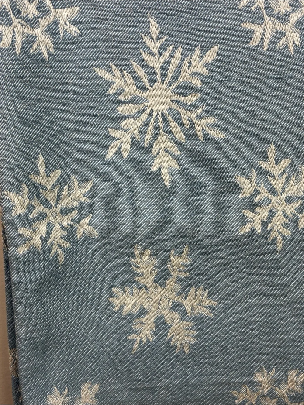 Crate & Barrel Snowflake Jaquard Cloth Light Blue Tablecloth 54” x 54”